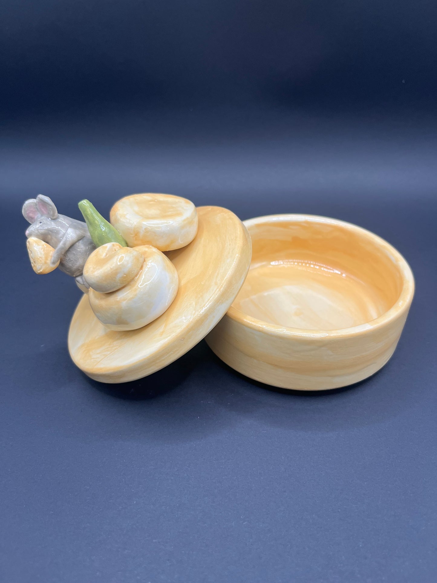 Cofanetto tondo topino mangione