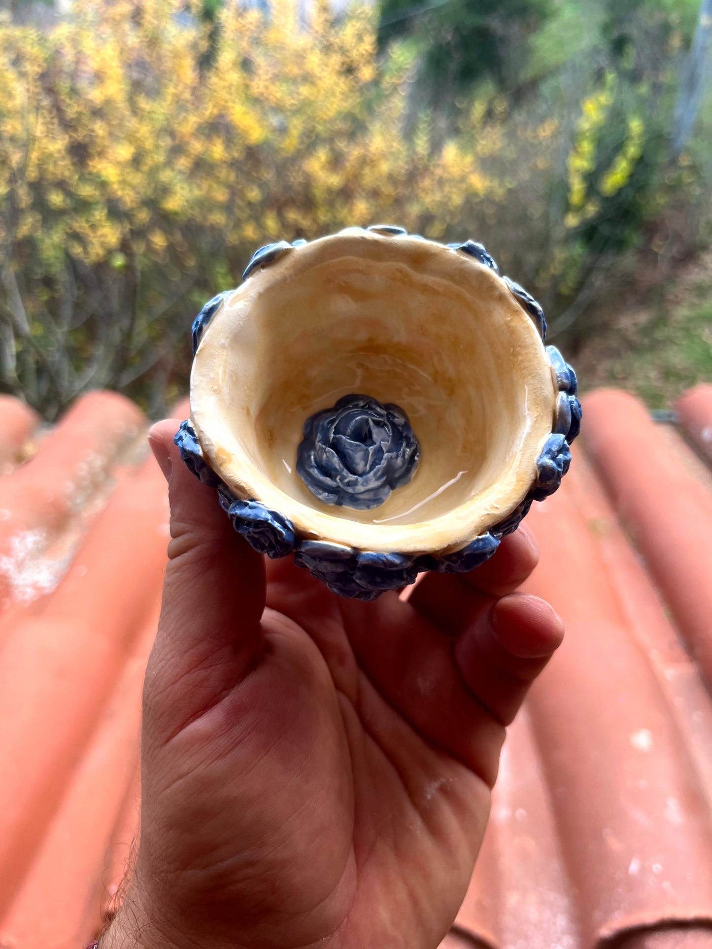 Ciotolino rose con candela