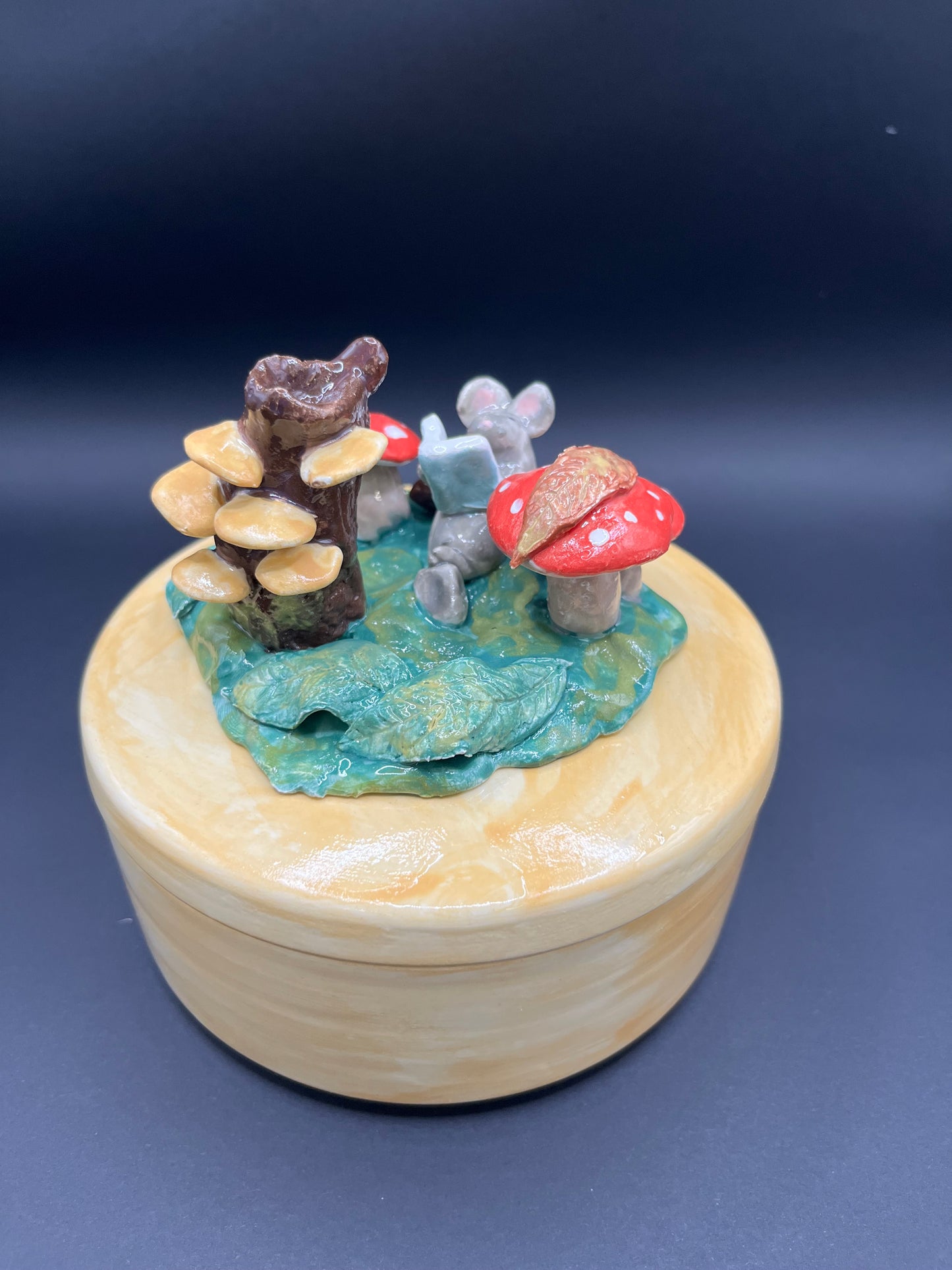 Cofanetto tondo bosco